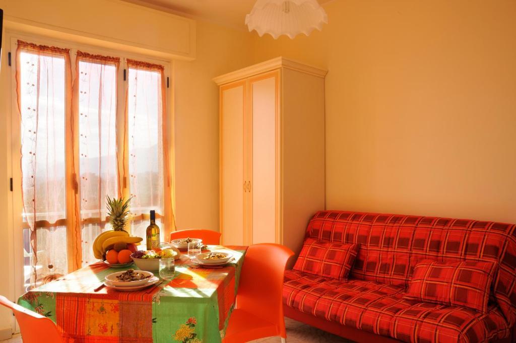 Residence Bellevue Apartments Pietra Ligure Rum bild
