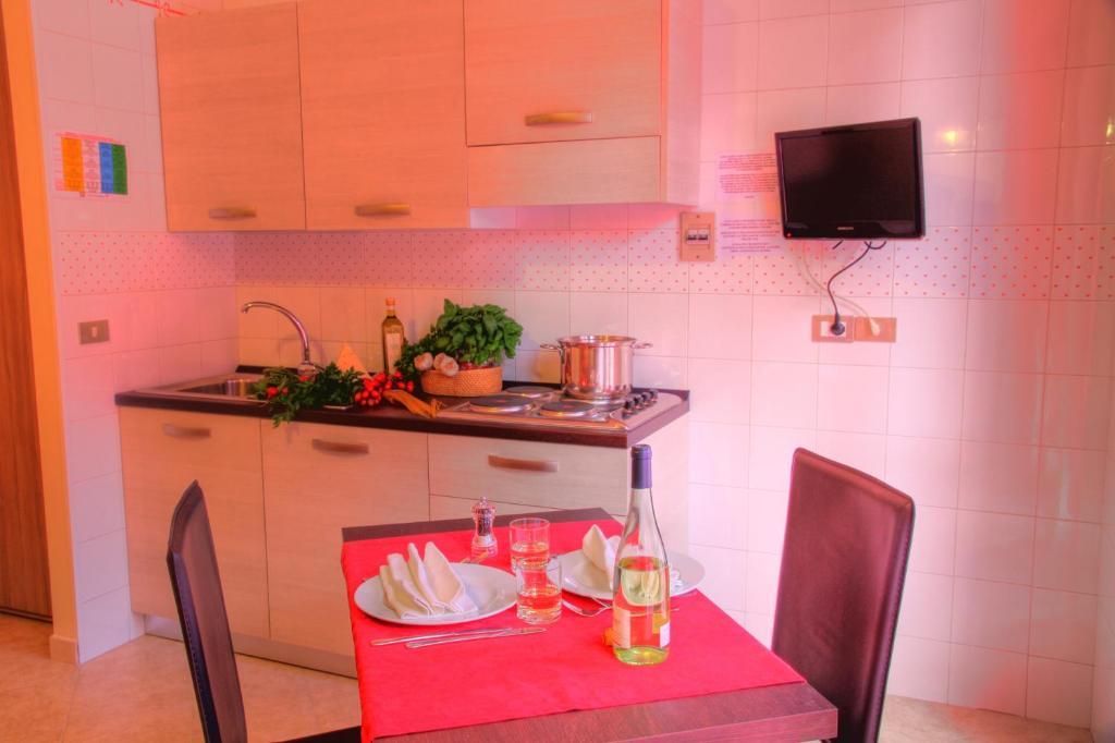 Residence Bellevue Apartments Pietra Ligure Rum bild